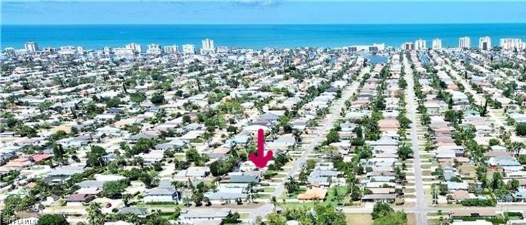 770 105th AVE N, Naples, FL 34108