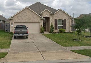 223 Rochester Trail Lane, Dickinson, TX 77539