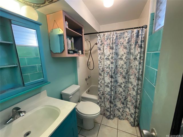 824 Kinau Street 604, Honolulu, HI 96813