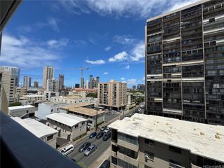 824 Kinau Street 604, Honolulu, HI 96813