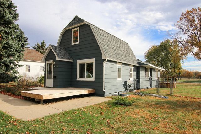533 Huron Street SE, Hutchinson, MN 55350