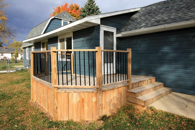 533 Huron Street SE, Hutchinson, MN 55350