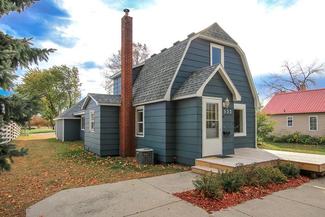 533 Huron Street SE, Hutchinson, MN 55350