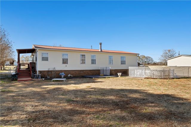 811 Pine Grove Road, Seneca, SC 29678