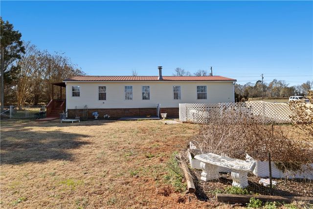 811 Pine Grove Road, Seneca, SC 29678