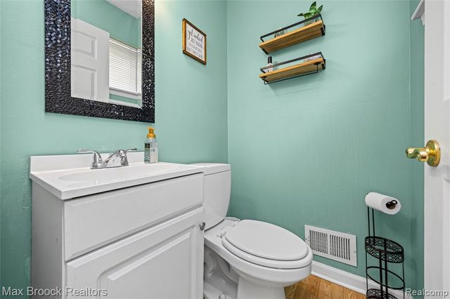 29501 Van Laan Drive, Warren, MI 48092