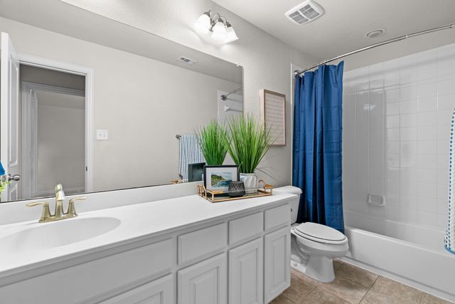921 Montgomery Way, Argyle, TX 76226