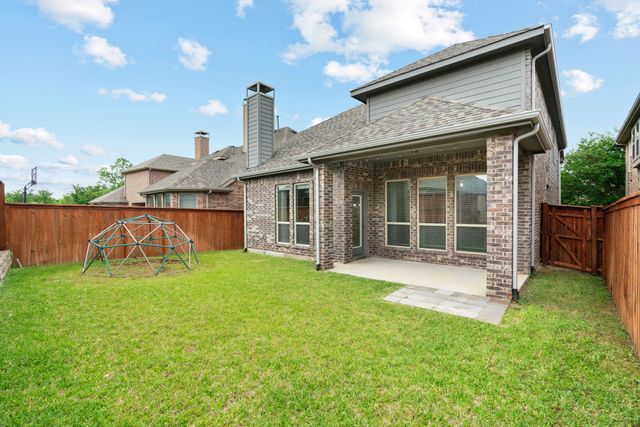 921 Montgomery Way, Argyle, TX 76226