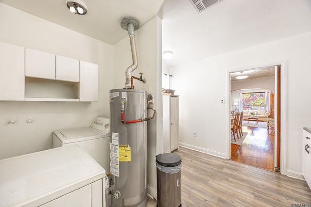 2727 Carondelet Street, New Orleans, LA 70130