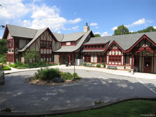 270 Law Road, Briarcliff Manor, NY 10510