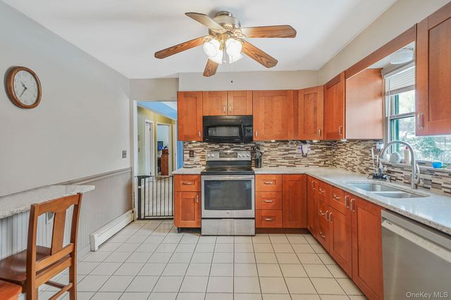 47 Holiday Boulevard, Center Moriches, NY 11934