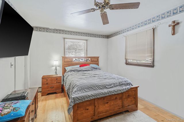 47 Holiday Boulevard, Center Moriches, NY 11934