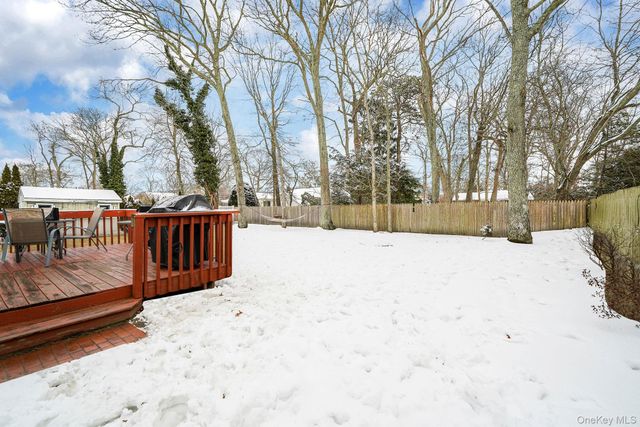 47 Holiday Boulevard, Center Moriches, NY 11934