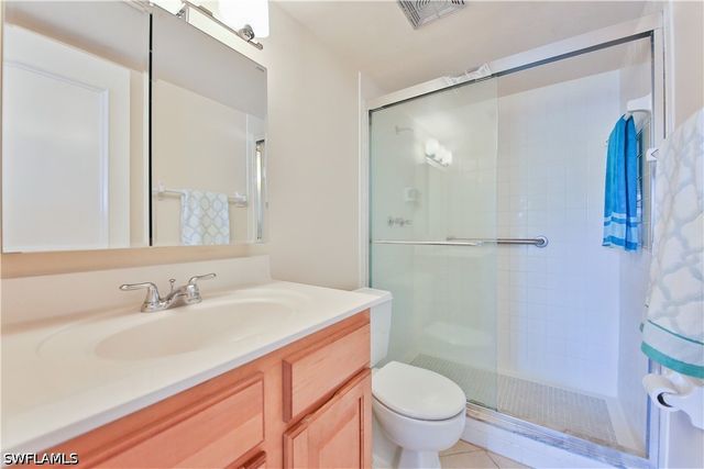 1100 Gulf Shore BLVD N 207, Naples, FL 34102
