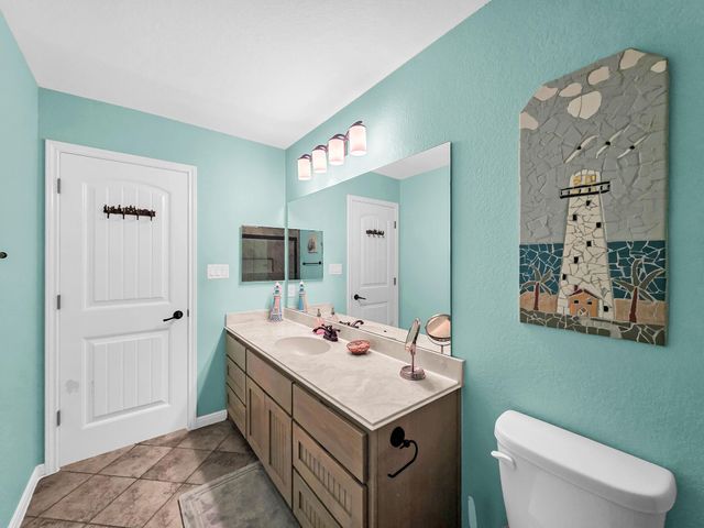 964 S Selwyn Road, Crystal Beach, TX 77650