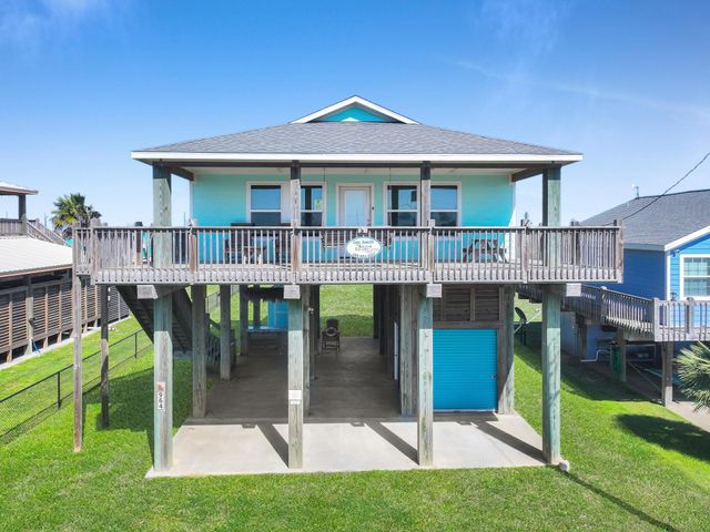 964 S Selwyn Road, Crystal Beach, TX 77650