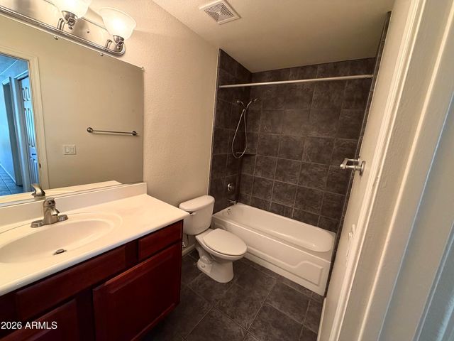 7008 E Gold Dust Avenue 124, Paradise Valley, AZ 85253