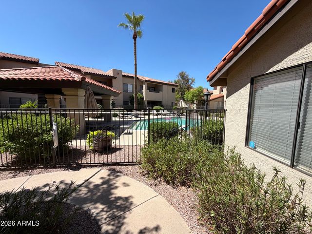 7008 E Gold Dust Avenue 124, Paradise Valley, AZ 85253