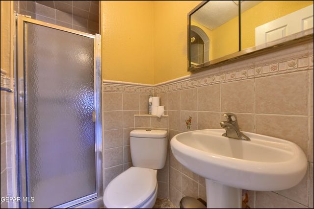 8401 De Alva Drive, Canutillo, TX 79835