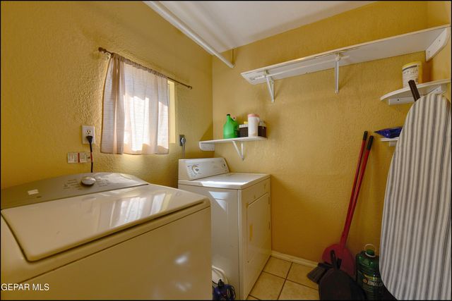 8401 De Alva Drive, Canutillo, TX 79835