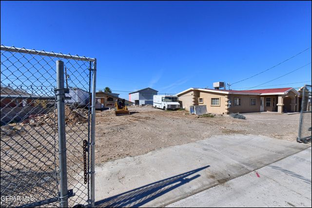 8401 De Alva Drive, Canutillo, TX 79835