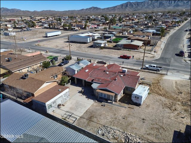 8401 De Alva Drive, Canutillo, TX 79835