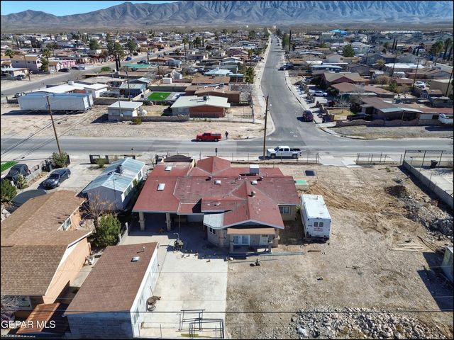 8401 De Alva Drive, Canutillo, TX 79835