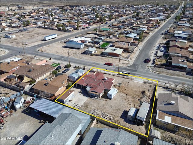 8401 De Alva Drive, Canutillo, TX 79835