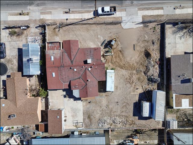 8401 De Alva Drive, Canutillo, TX 79835
