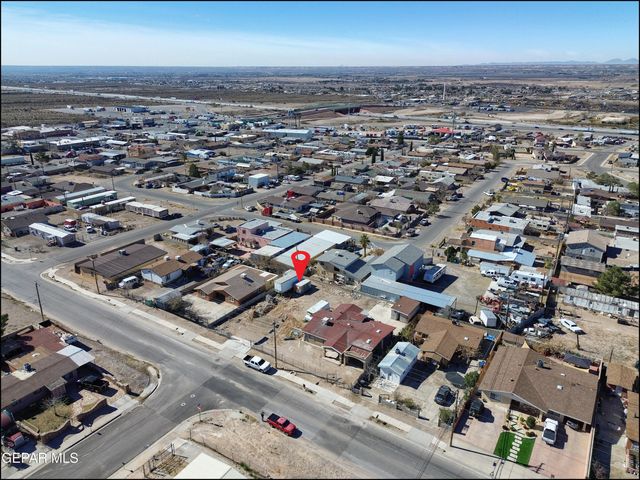 8401 De Alva Drive, Canutillo, TX 79835