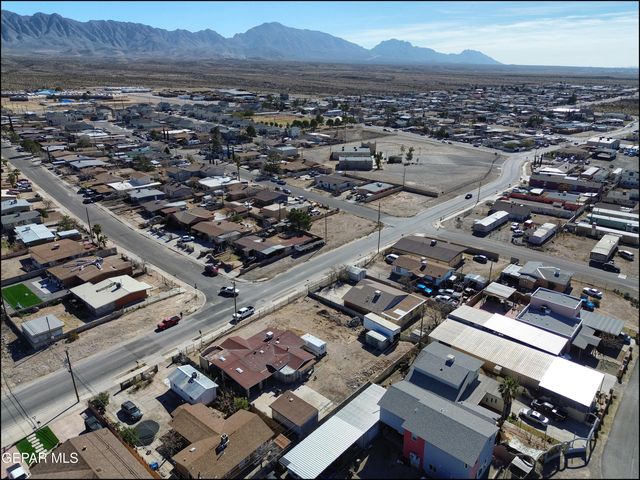 8401 De Alva Drive, Canutillo, TX 79835