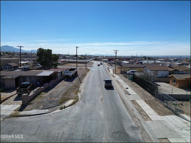 8401 De Alva Drive, Canutillo, TX 79835