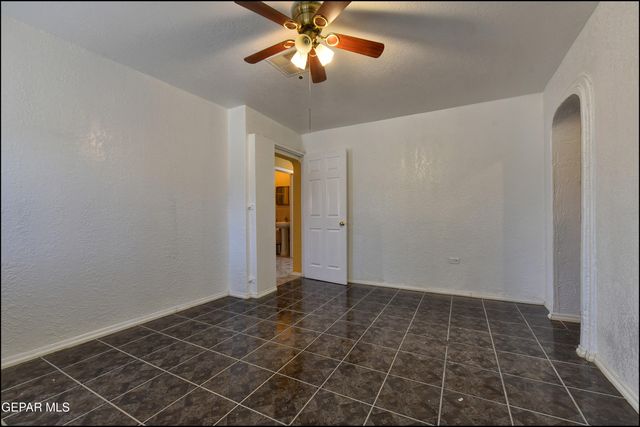 8401 De Alva Drive, Canutillo, TX 79835