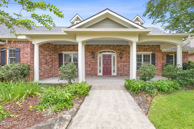 122 Grandview Terrace Drive, Youngsville, LA 70592