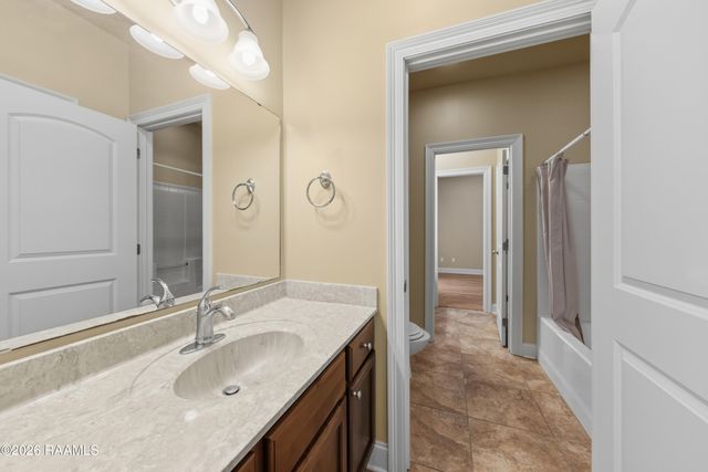 122 Grandview Terrace Drive, Youngsville, LA 70592