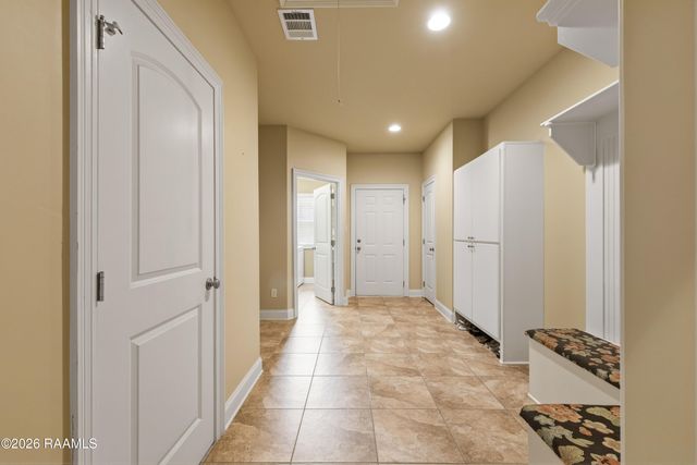 122 Grandview Terrace Drive, Youngsville, LA 70592