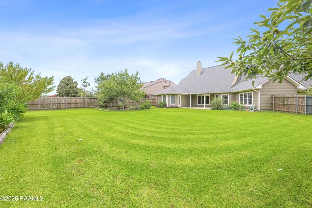 122 Grandview Terrace Drive, Youngsville, LA 70592