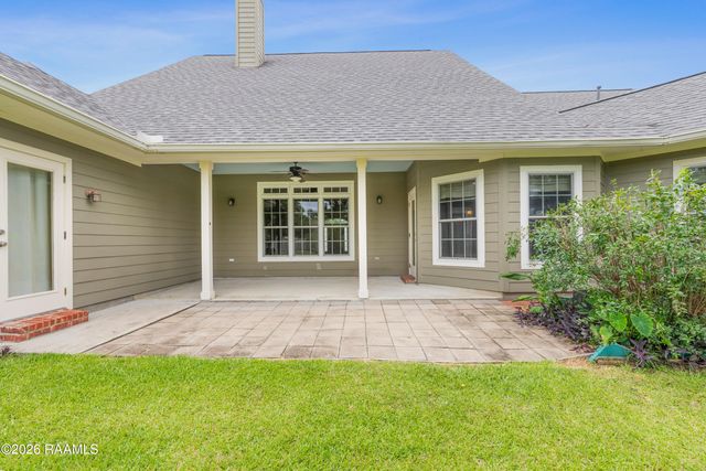 122 Grandview Terrace Drive, Youngsville, LA 70592