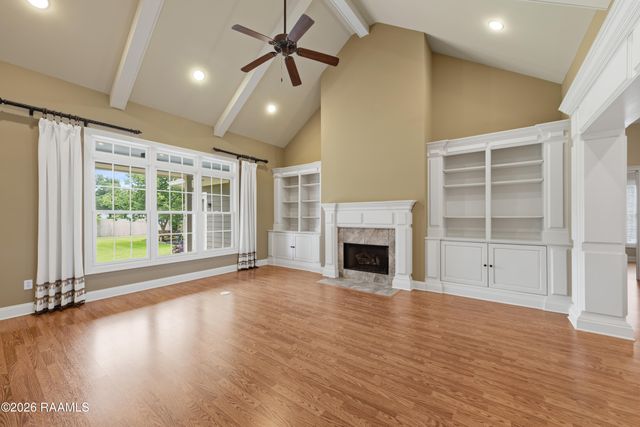 122 Grandview Terrace Drive, Youngsville, LA 70592