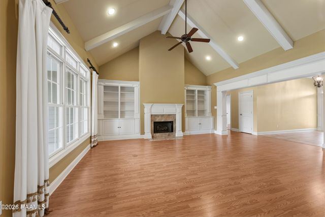 122 Grandview Terrace Drive, Youngsville, LA 70592