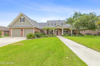 122 Grandview Terrace Drive, Youngsville, LA 70592