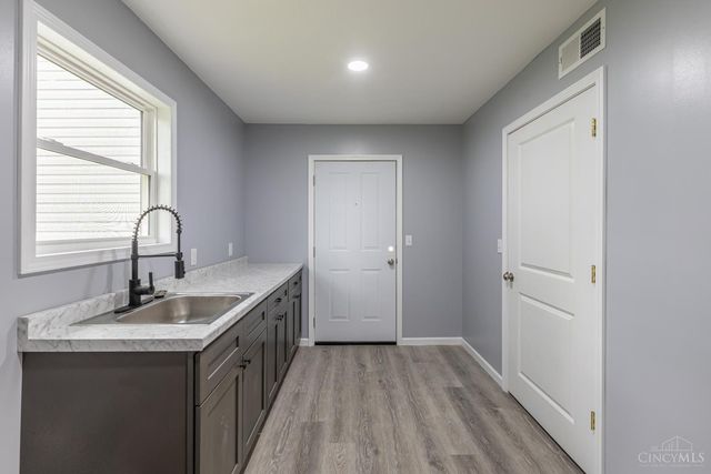 224 High Street, Peebles, OH 45660