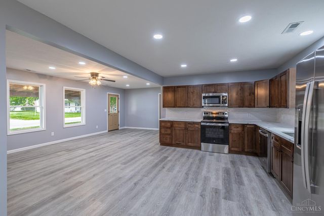 224 High Street, Peebles, OH 45660