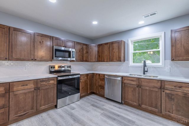 224 High Street, Peebles, OH 45660