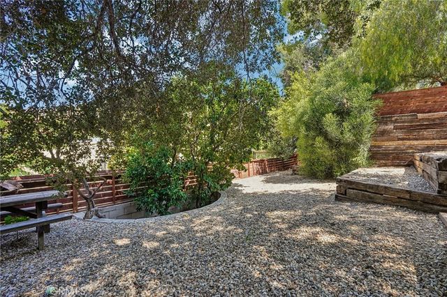 9305 Notre Dame, Chatsworth, CA 91311