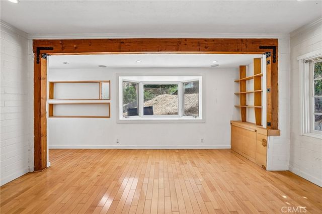 9305 Notre Dame, Chatsworth, CA 91311
