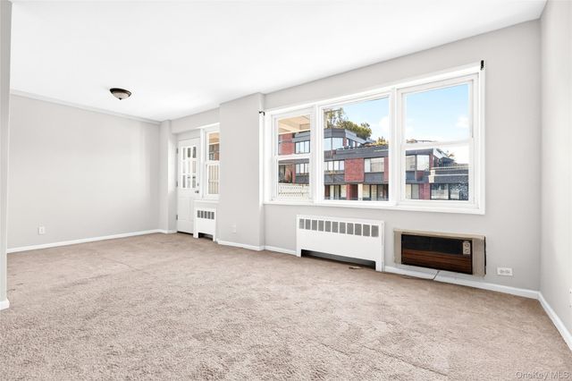 30 E Hartsdale Avenue 3L, Hartsdale, NY 10530