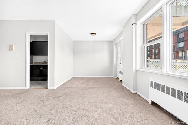 30 E Hartsdale Avenue 3L, Hartsdale, NY 10530