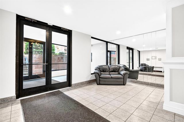 30 E Hartsdale Avenue 3L, Hartsdale, NY 10530