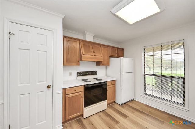 1878 BOSTIK, Cat Spring, TX 78933